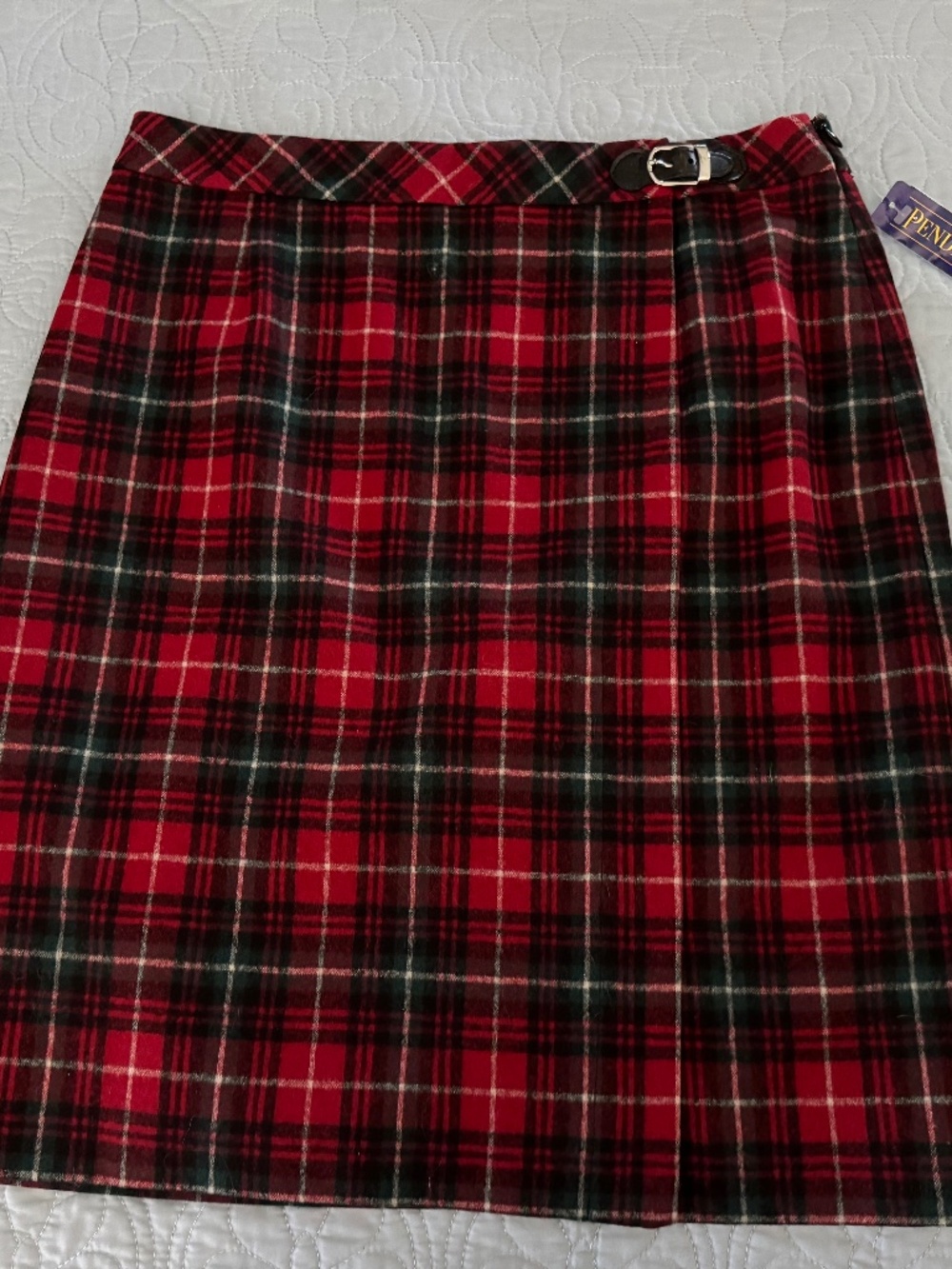 New with Tags Vintage Pendleton Plaid Red Skirt Tartan Virgin Wool Size 8